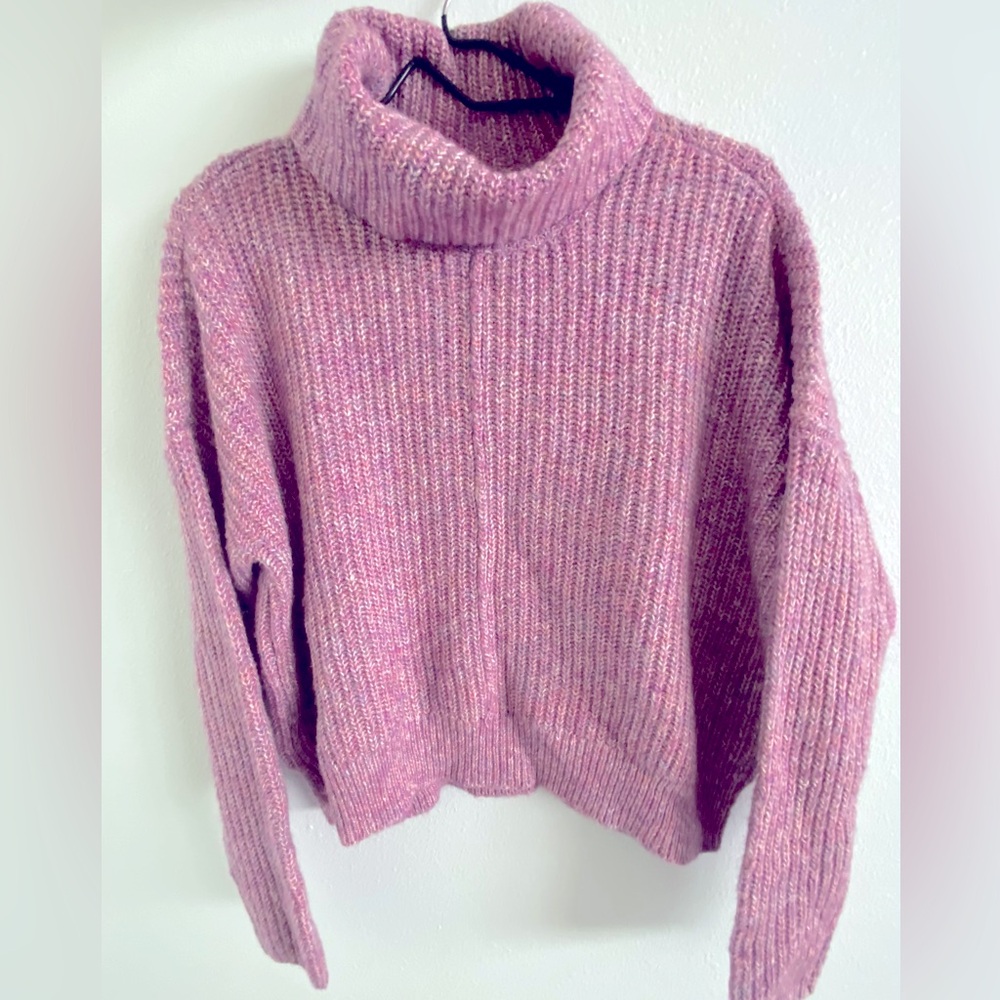 Lucky Brand cropped chunky turtle neck knit sweater, size medium
